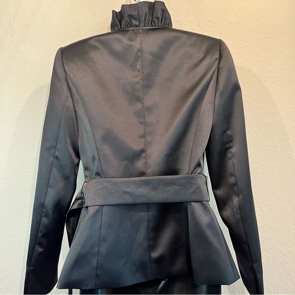 Isabella DeMarco satin blazer jacket 🔥 excellent condition 🔥 size 2 - Picture 8 of 8